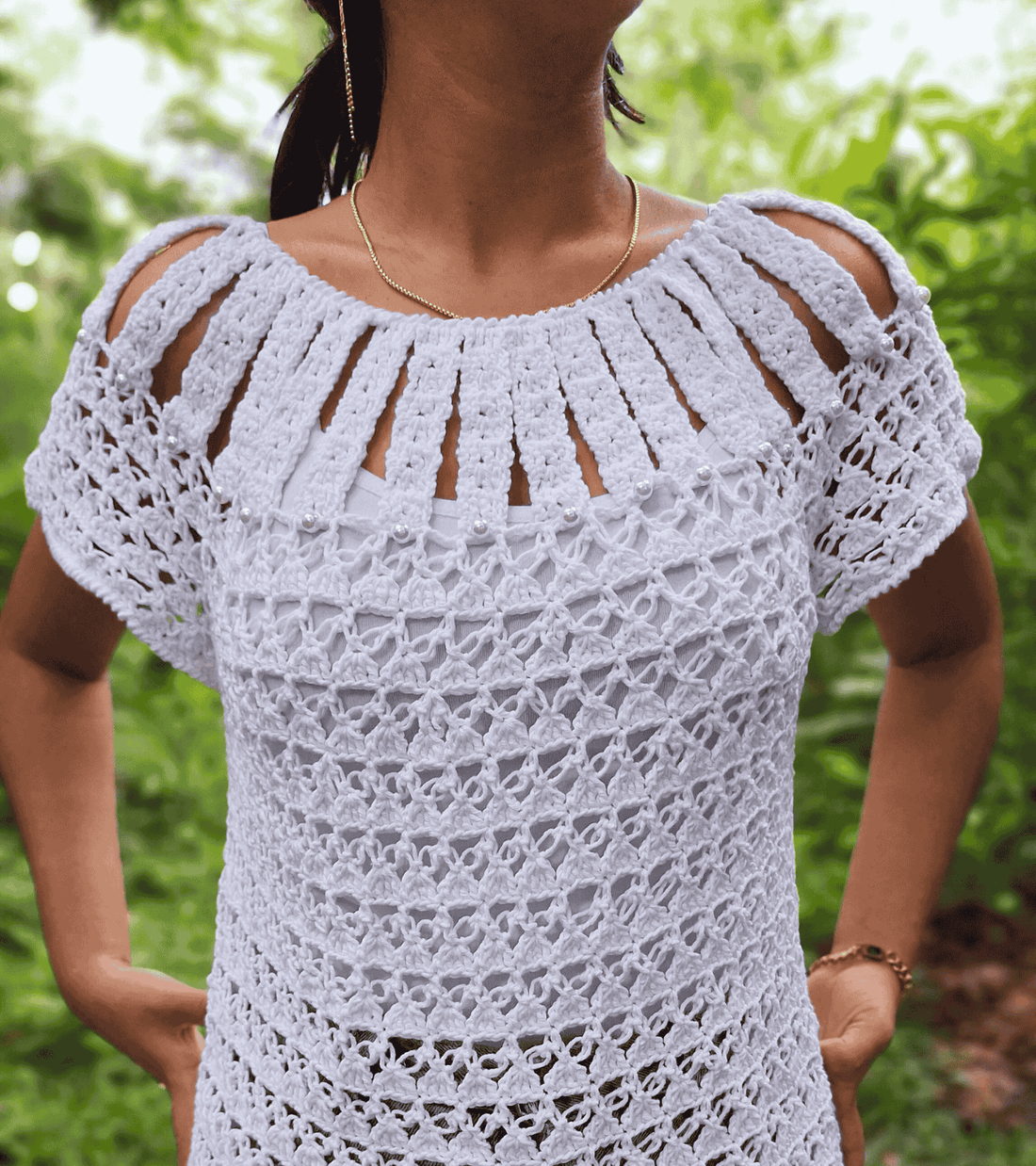 Blusa de crochet hecha a mano en El Salvador.