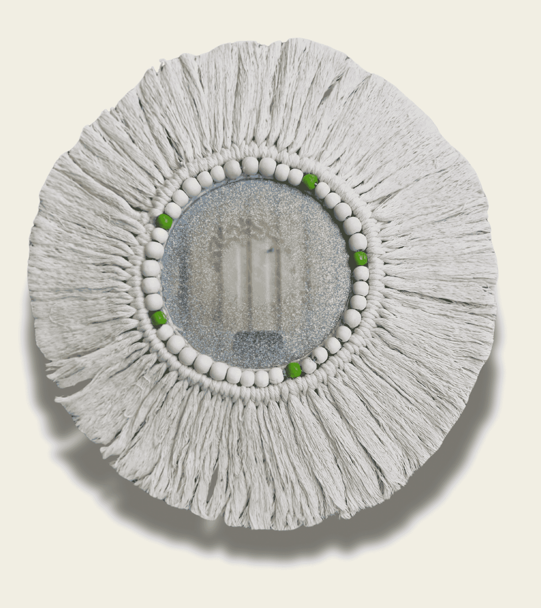 Espejo de macrame estilo bohemio hecho a mano en El Salvadot