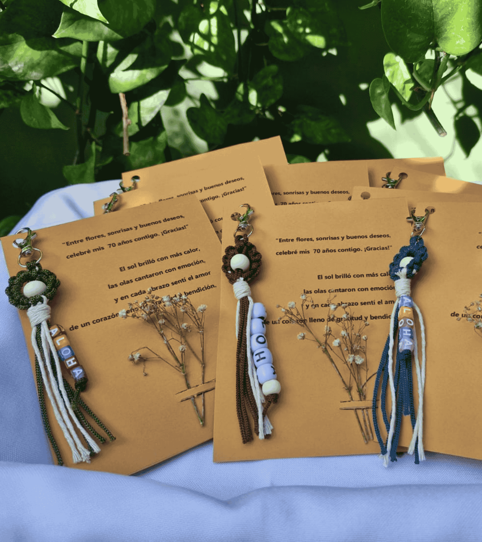 llaveros de macrame para eventos hechos a mano en El Salvador. 