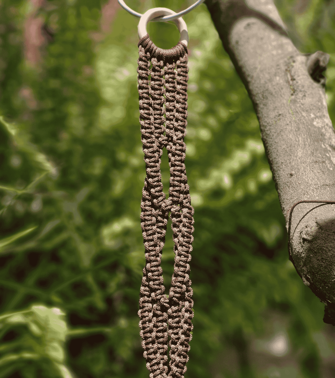 portamaceta de macramé estilo bohemio hecho a mano en El Salvador, 